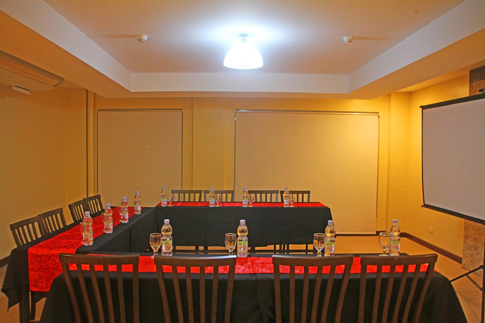 Hotel Palacio Puerto Princesa Dış mekan fotoğraf